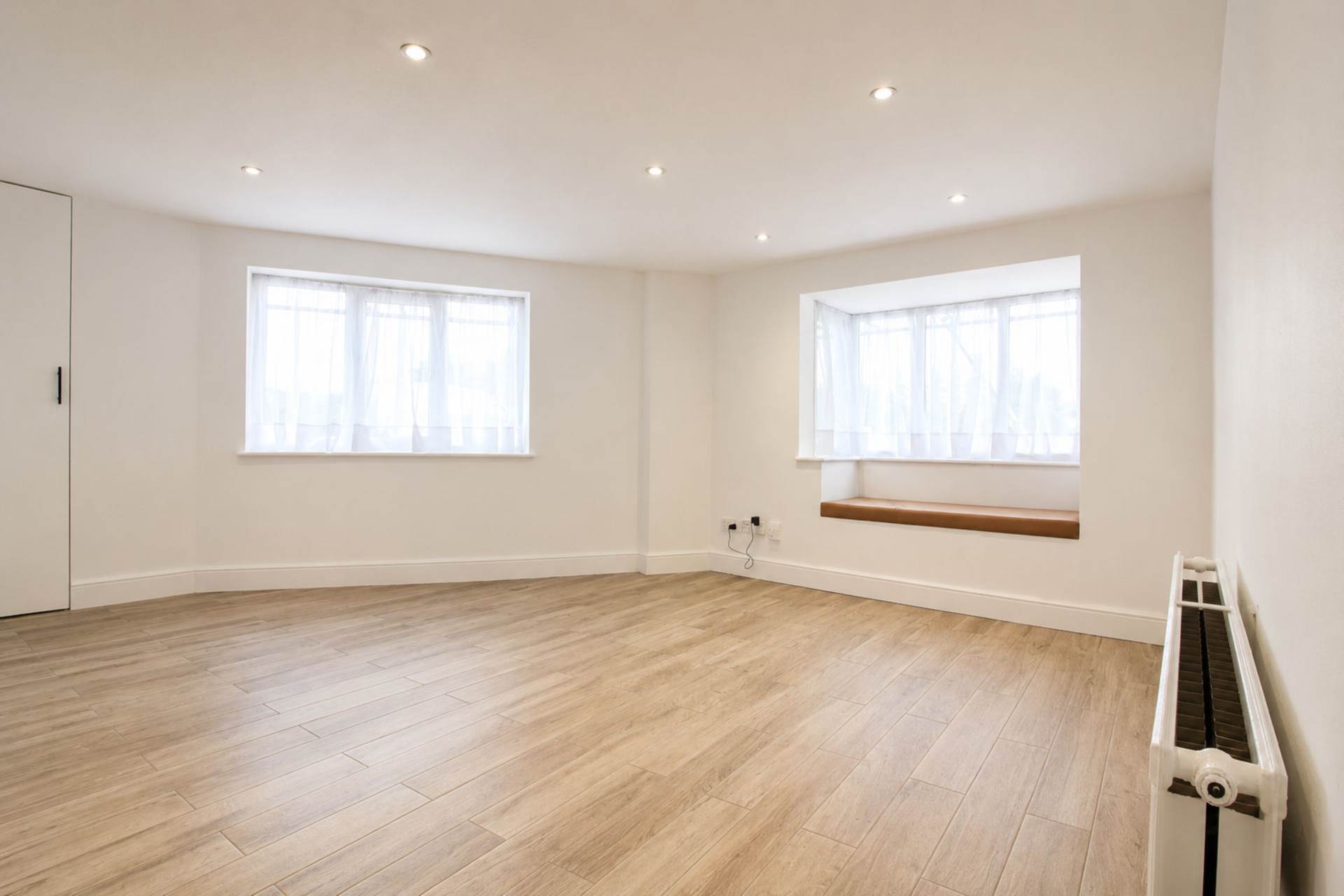 Weedon Court, Aylesbury, Image 3