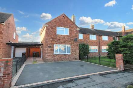 Meadowcroft, Aylesbury, Image 1