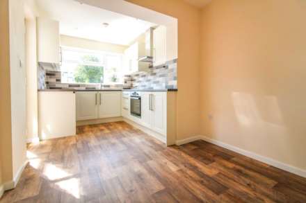 Meadowcroft, Aylesbury, Image 3