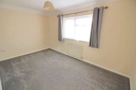 Meadowcroft, Aylesbury, Image 8