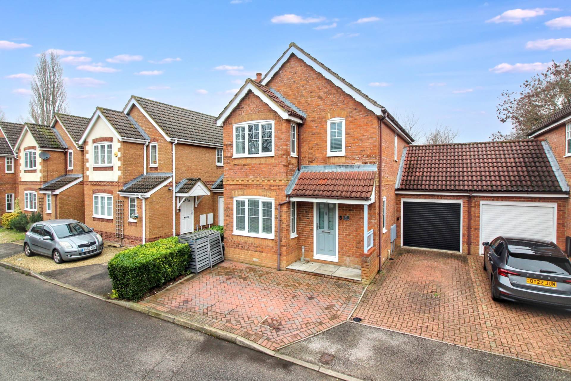 Holly Drive, Aylesbury, Image 1