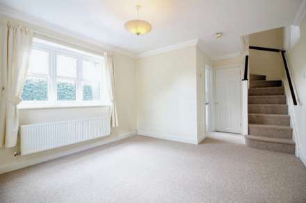 Holly Drive, Aylesbury, Image 2