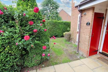 Holly Drive, Aylesbury, Image 7