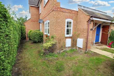 Holly Drive, Aylesbury, Image 8