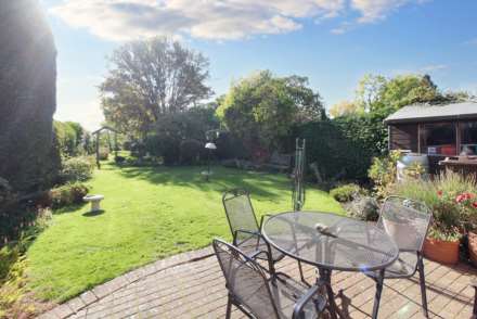 Aylesbury Road, Bierton, Image 2