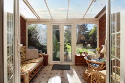 Aylesbury Road, Bierton, Image 6