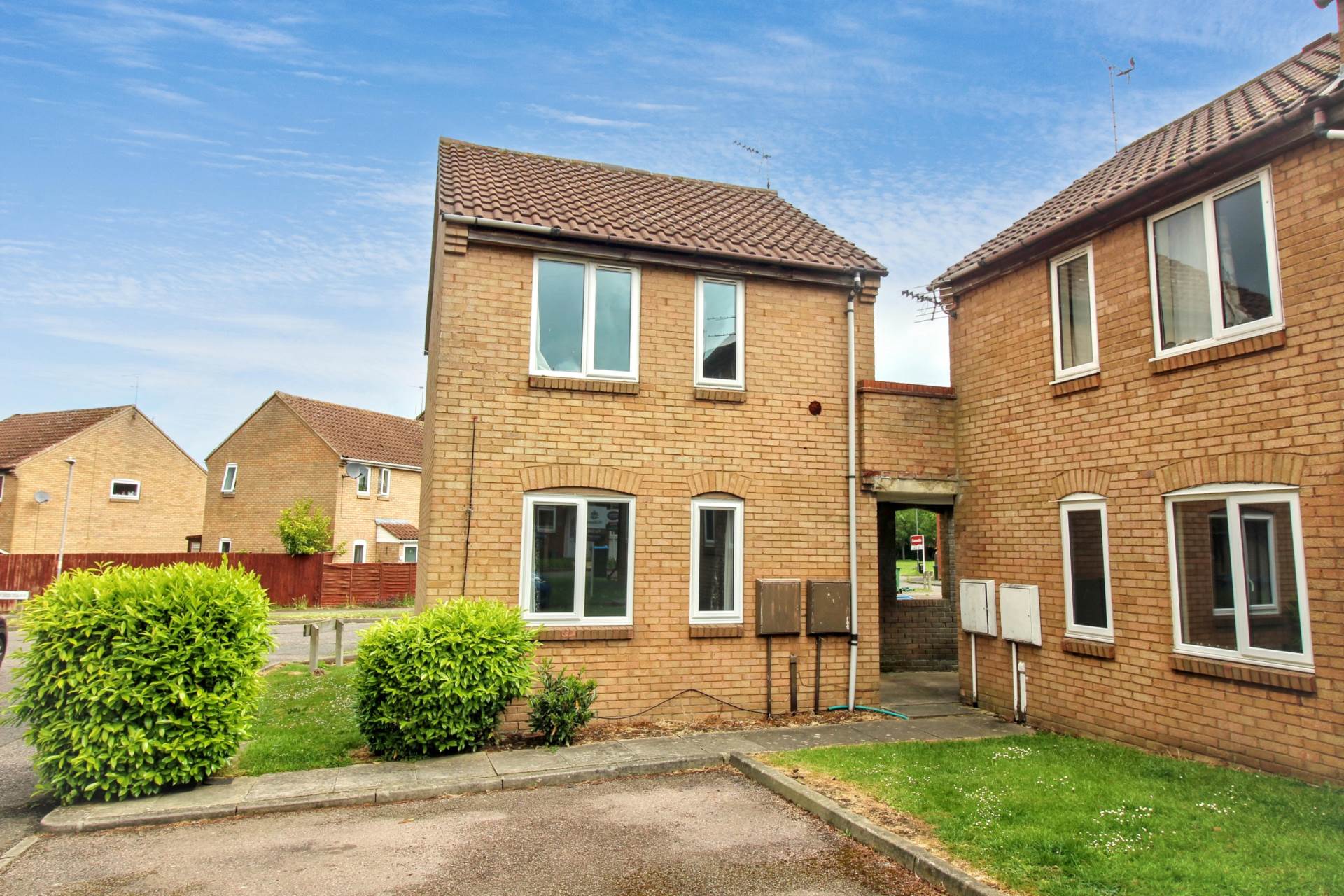 Batchelor Close, Aylesbury, Image 1