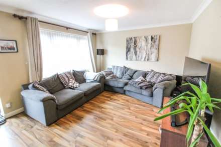 Carey Close, Aylesbury, Image 3