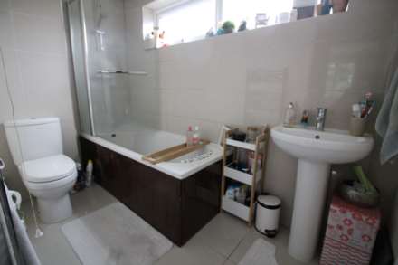 Grenville Green, Aylesbury, Image 10