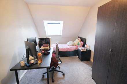 Brimstone Lane, Aylesbury, Image 12