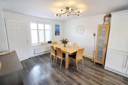 Brimstone Lane, Aylesbury, Image 4
