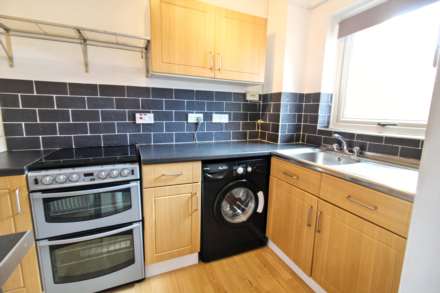 Cleveland Park, Aylesbury, Image 4