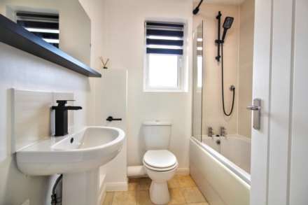 Cleveland Park, Aylesbury, Image 7