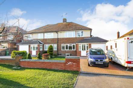 Wendover Way, Aylesbury, Image 9