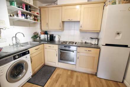 Florey Gardens, Aylesbury, Image 5