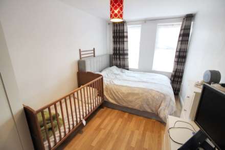 Florey Gardens, Aylesbury, Image 6