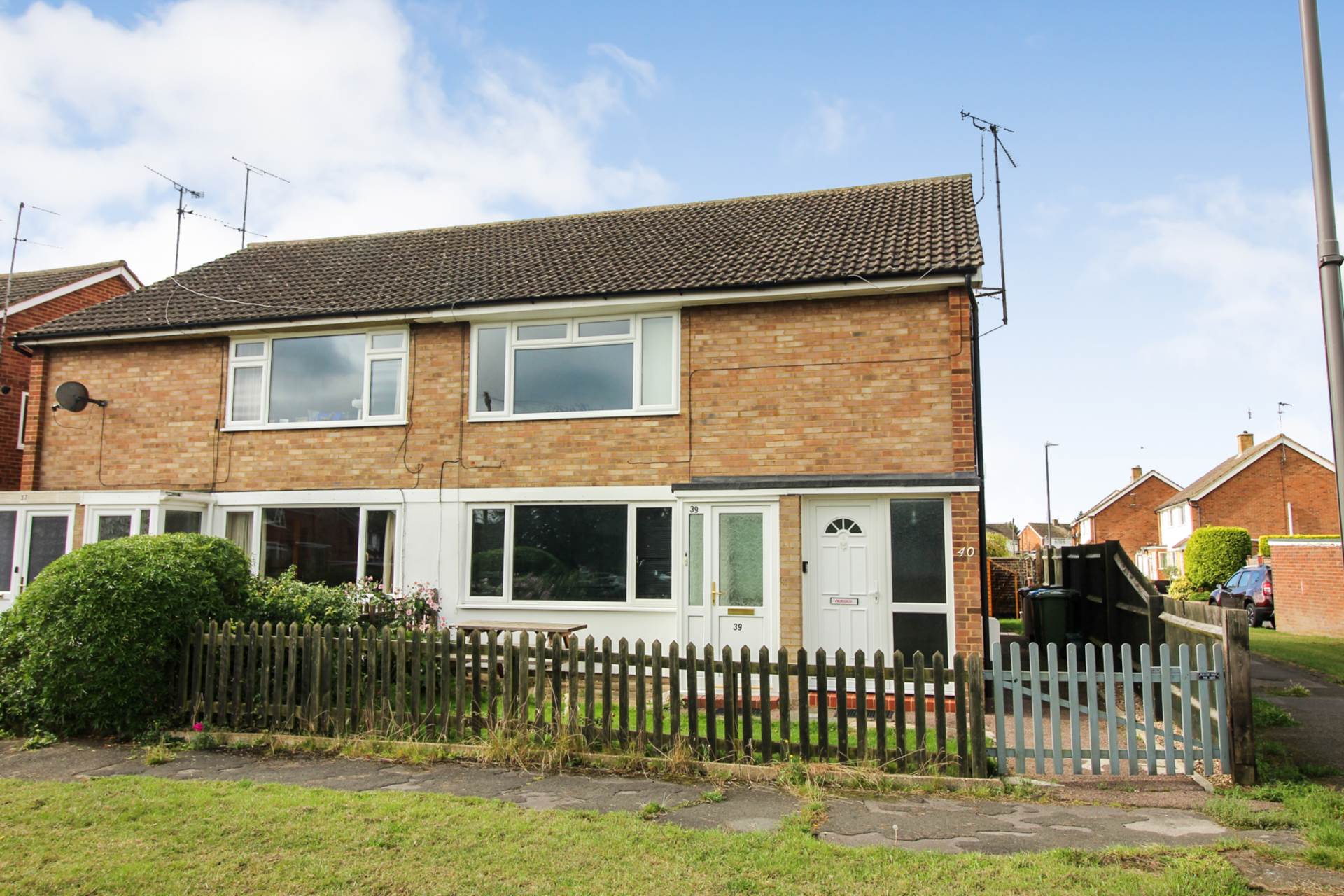 Hulbert End, Aylesbury, Image 1