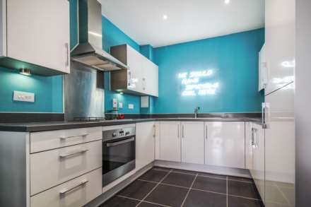 Brooks Mews, Aylesbury, Image 2