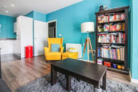 Brooks Mews, Aylesbury, Image 5