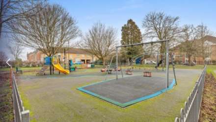 Juniper Drive, Weston Turville, Image 9