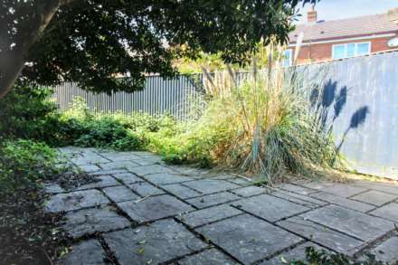 Pottery Close, Aylesbury, Image 6