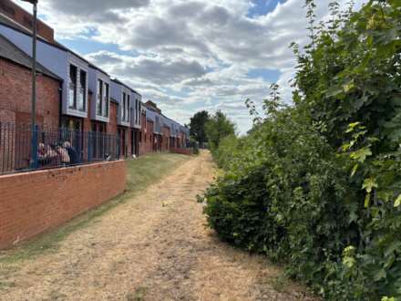 Enid Blyton House, Wycliffe End, Image 13