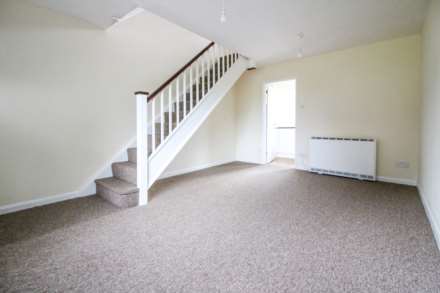 Vickery Walk, Aylesbury, Image 2