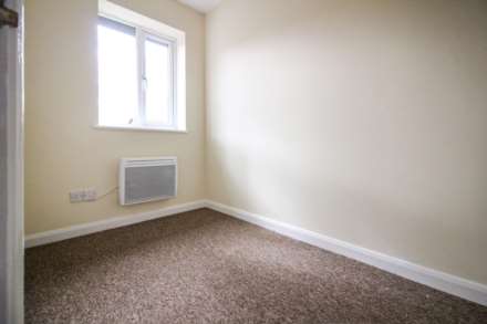 Vickery Walk, Aylesbury, Image 6