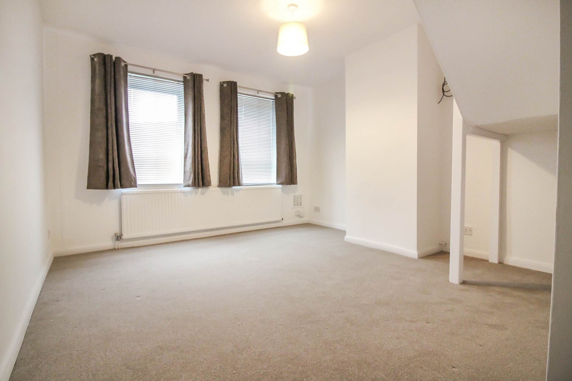 Frome Close, Aylesbury, Image 5