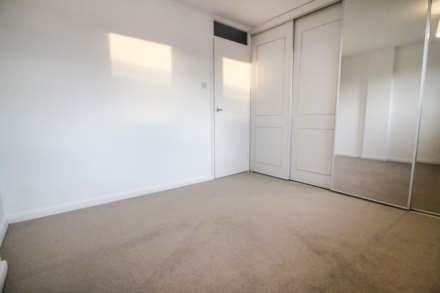 Frome Close, Aylesbury, Image 2