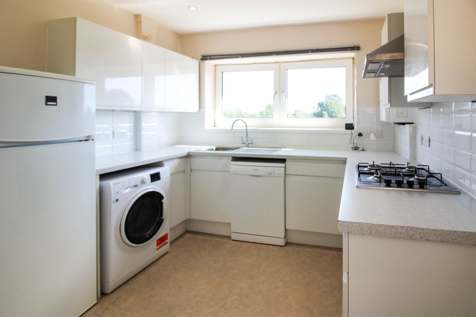 Henry Road, Aylesbury, Image 3