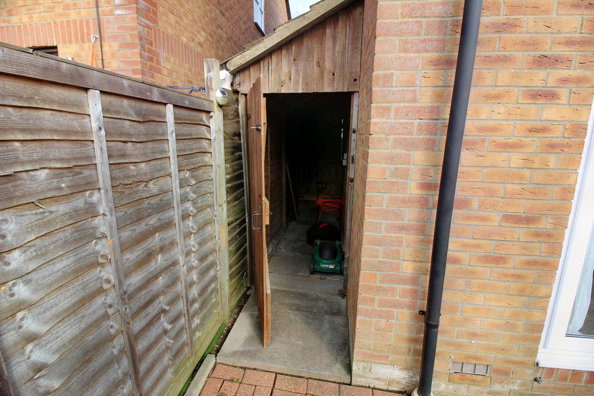Avocet Way, Aylesbury, Image 9