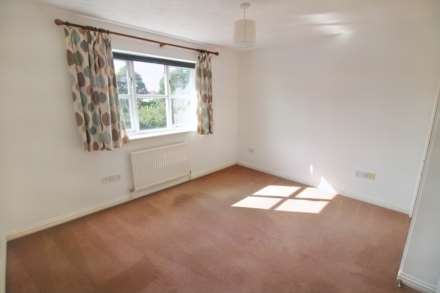 Avocet Way, Aylesbury, Image 6