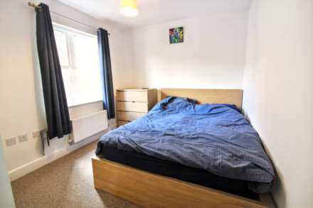 Masters House, Aylesbury, Image 4