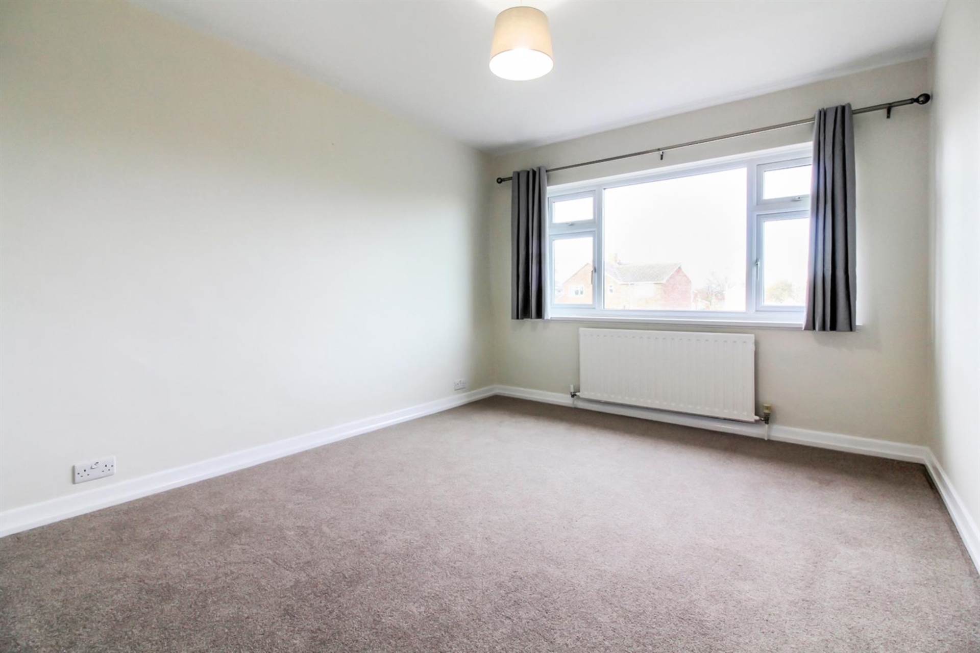 Camborne Avenue, Aylesbury, Image 5