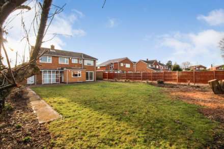 Camborne Avenue, Aylesbury, Image 11