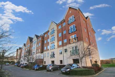 Property For Sale Viridian Square, Aylesbury