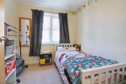 Viridian Square, Aylesbury, Image 9