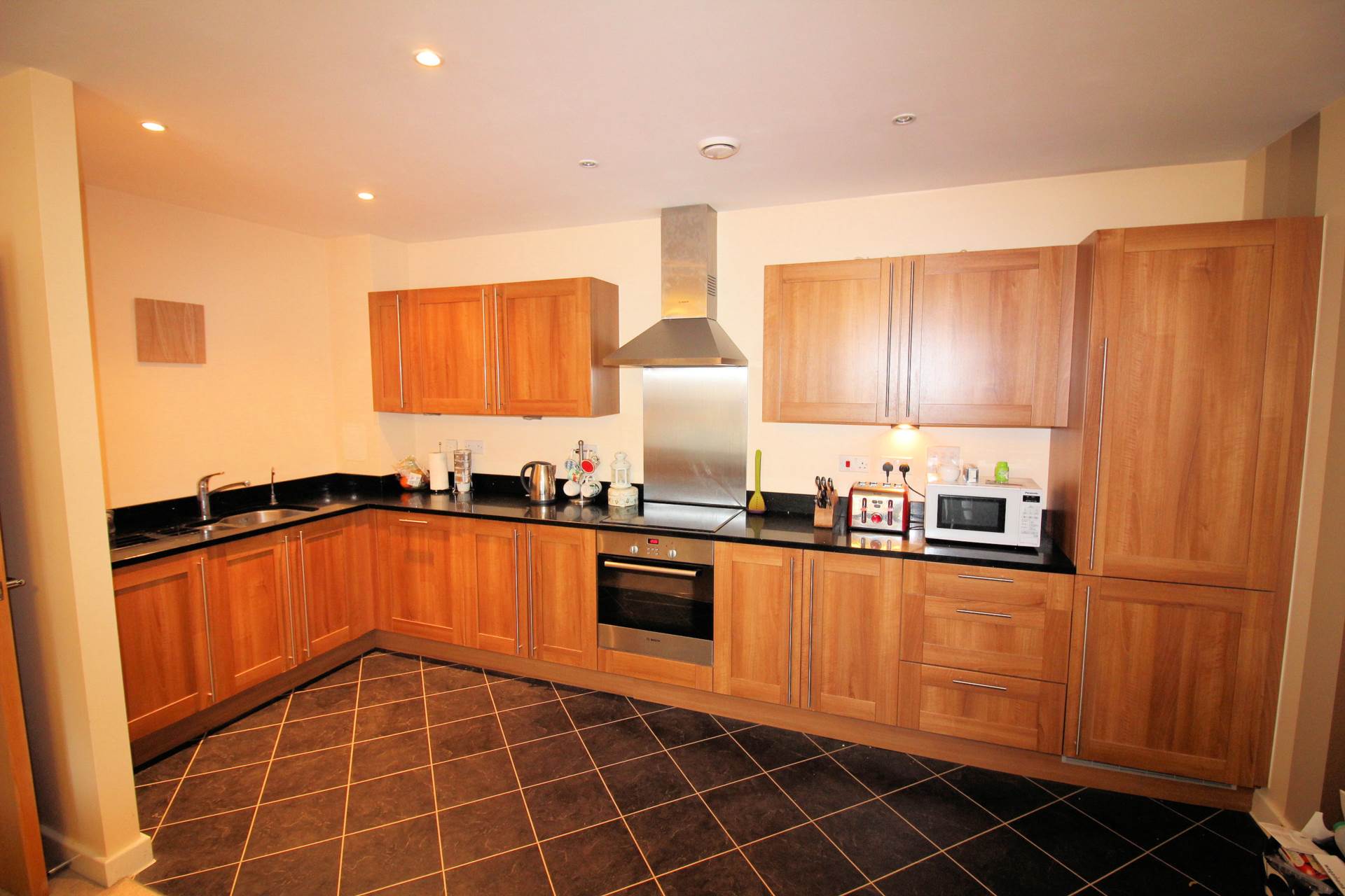 Viridian Square, Aylesbury, Image 2