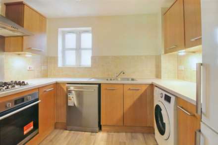 Summers House, Coxhill Way, Image 4