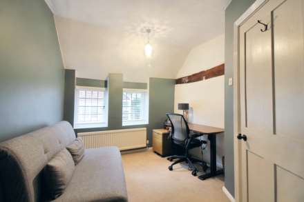 St. Osyths Cottage Parsons Fee, Aylesbury, Image 12