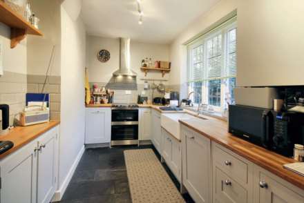 St. Osyths Cottage Parsons Fee, Aylesbury, Image 5