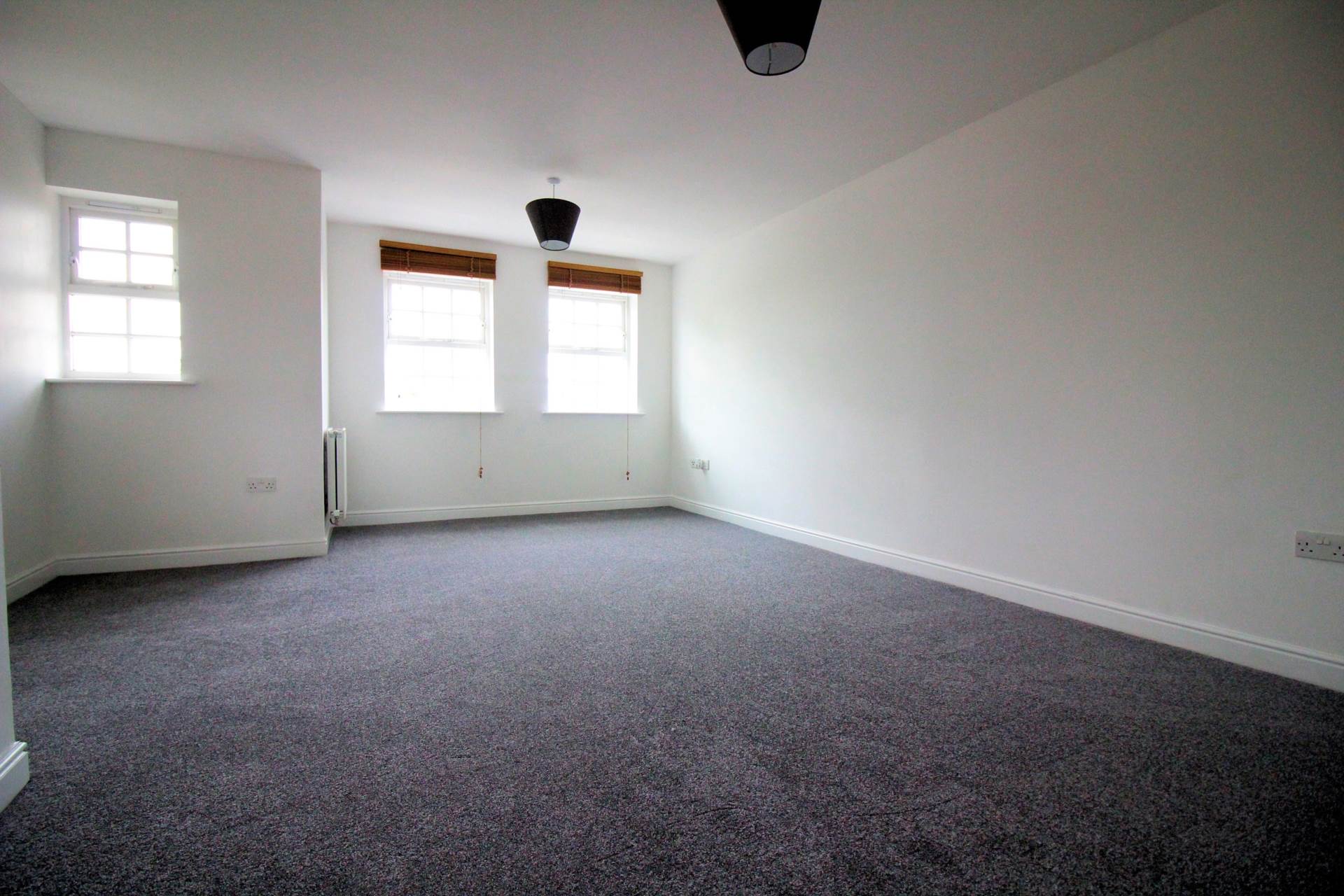 Florey Gardens, Aylesbury, Image 4