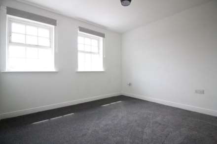 Florey Gardens, Aylesbury, Image 6