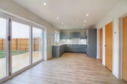 Station Road, Quainton, Image 3
