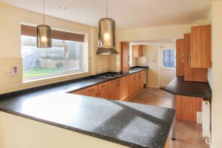 Camborne Avenue, Aylesbury, Image 2