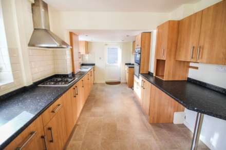 Camborne Avenue, Aylesbury, Image 5