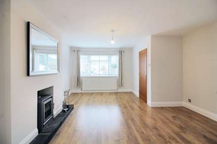 Orchard Close, Waddesdon, Image 2