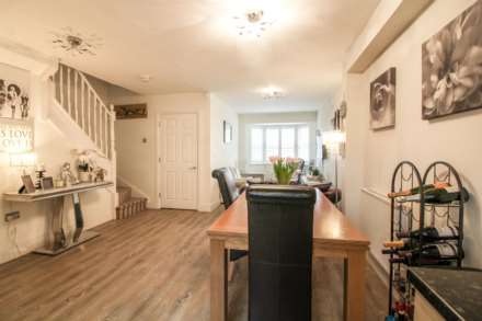 Whitebeam Close, Weston Turville, Image 6