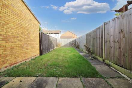 Coppice Way, Aylesbury, Image 9